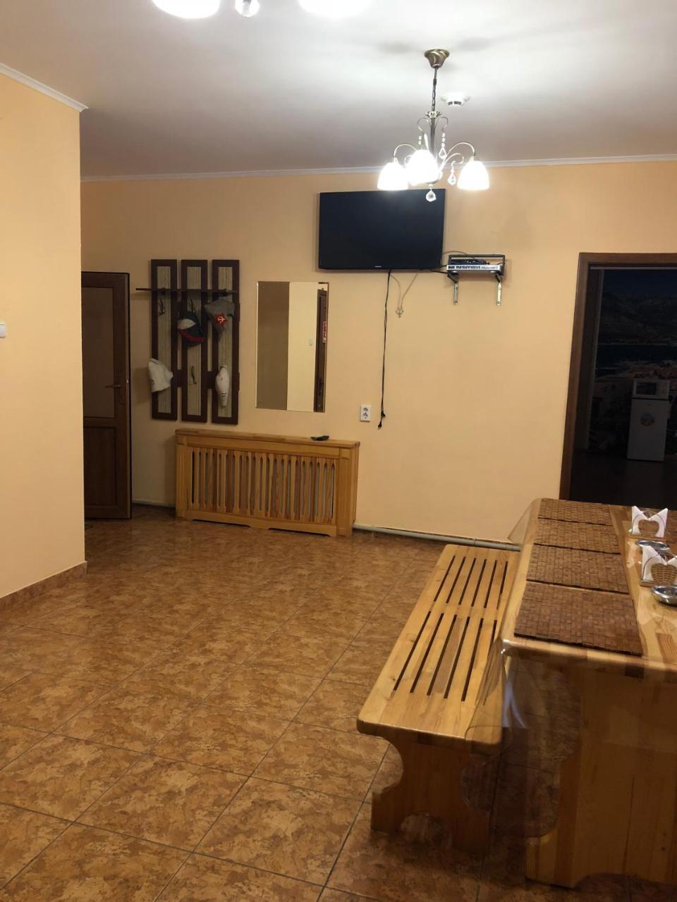 Mirage Hotel Qostanaj Buitenkant foto