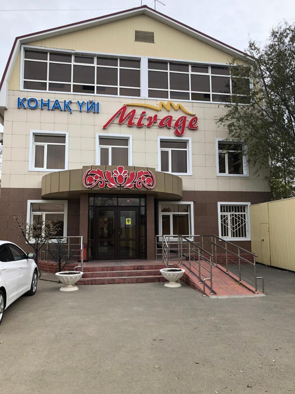 Mirage Hotel Qostanaj Buitenkant foto