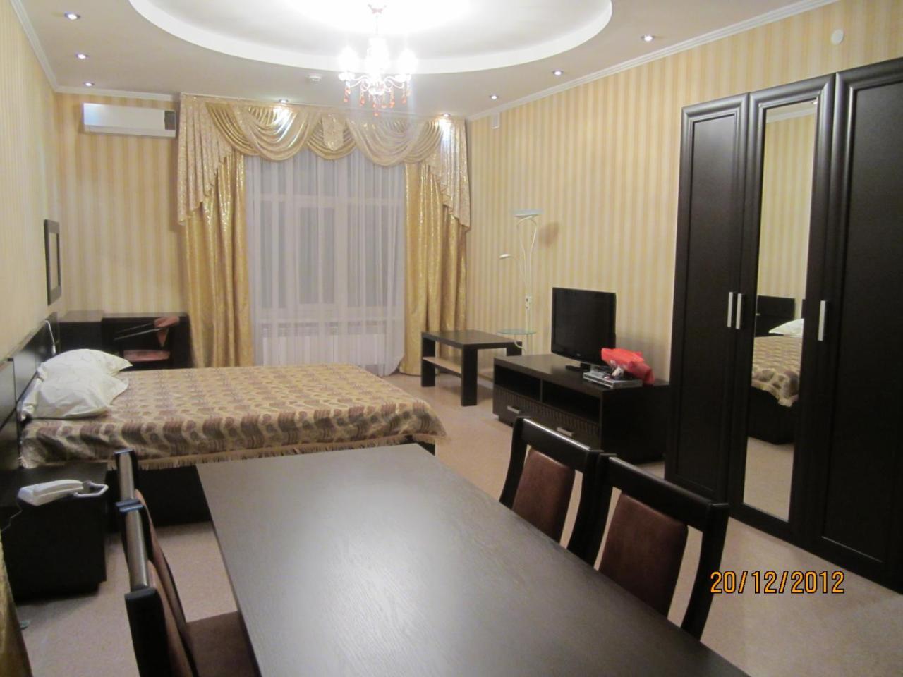 Mirage Hotel Qostanaj Buitenkant foto