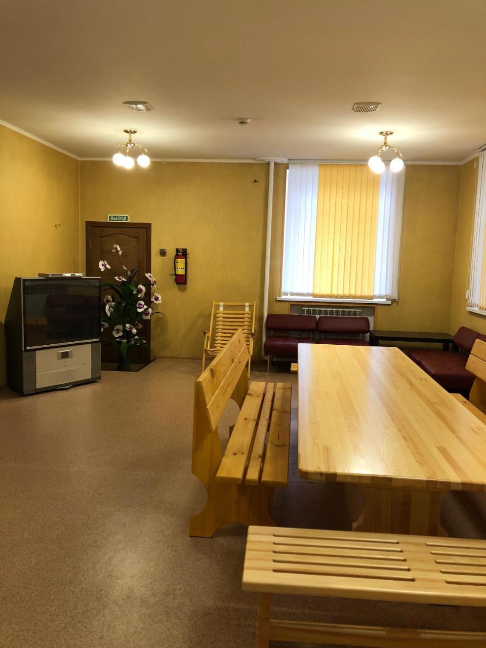 Mirage Hotel Qostanaj Buitenkant foto